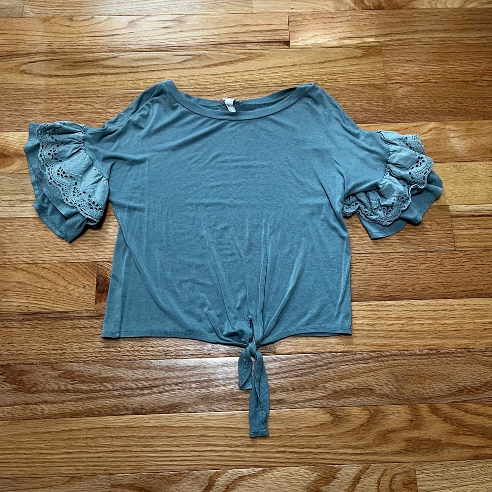 Women’s Short Sleeve Top